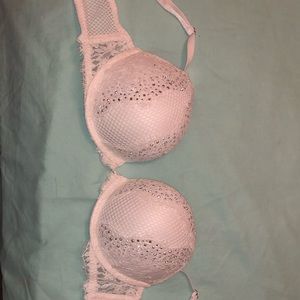 Victoria Secret Bombshell Bra Limited Edition